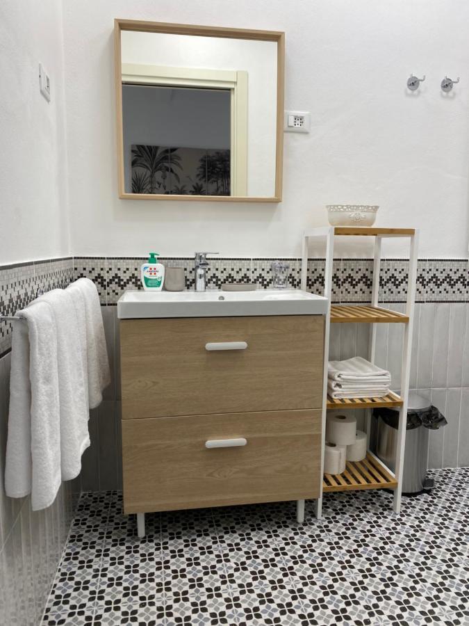 8+8 Appartamento Con Garage Livorno Exterior photo